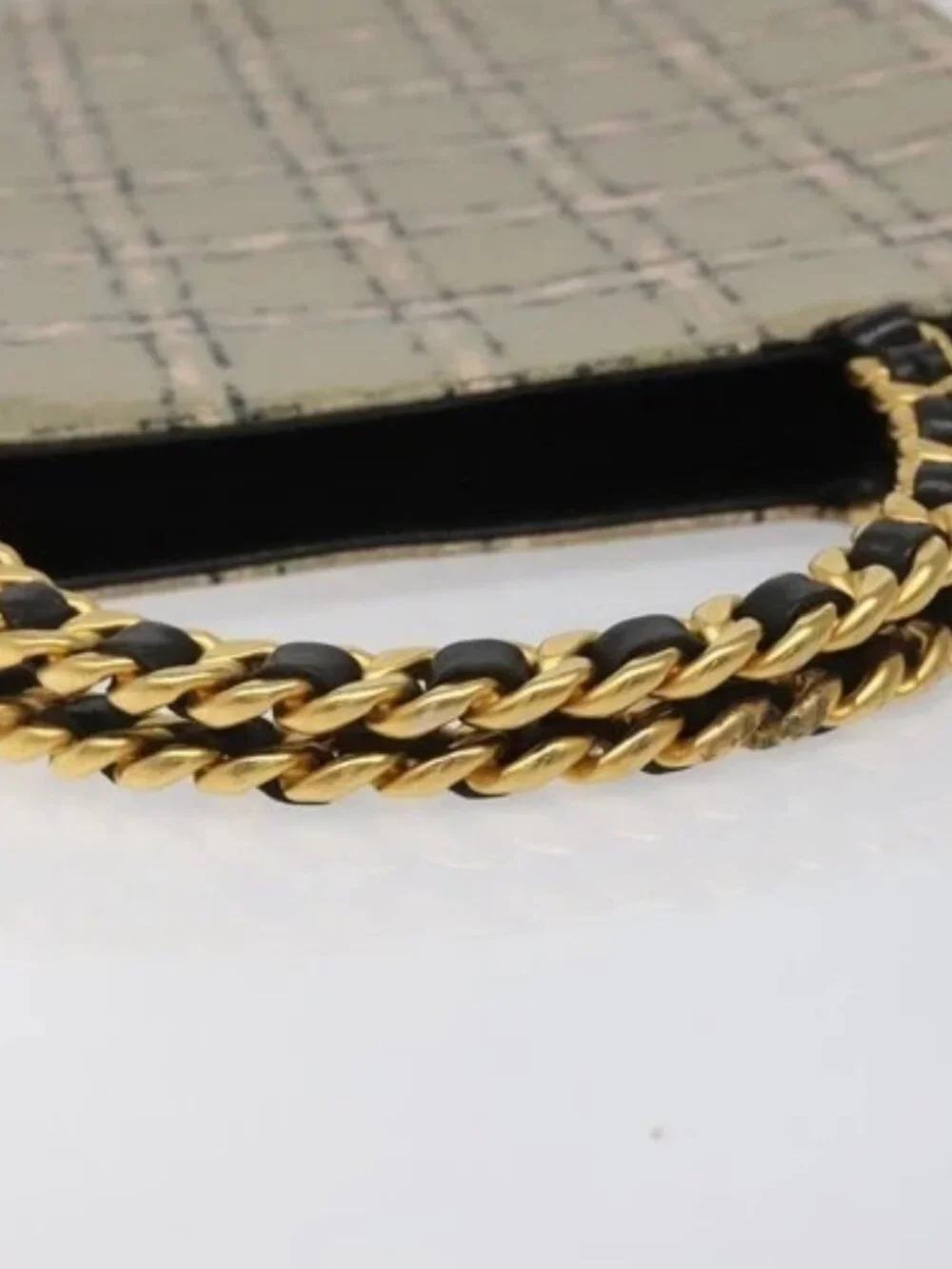 CHANEL Choco Bar Chain Hand Bag Enamel Leather Beige CC Auth bs23554V